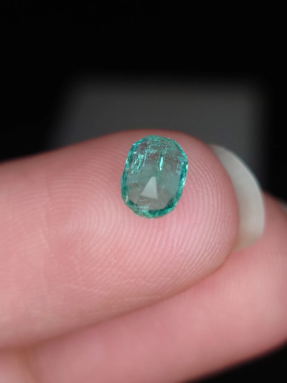 0.6ct Natural Oval Faceted Panjsher Emerald from Afghanistan — view 5